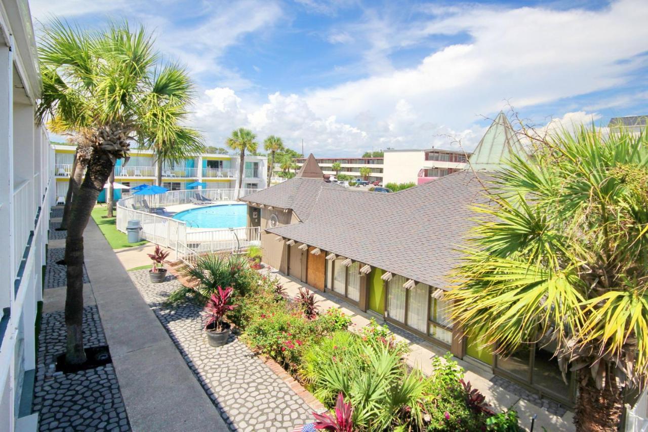 Waikiki Village Myrtle Beach Exterior photo